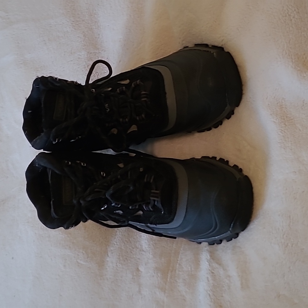 Khombu men's hiking boots black